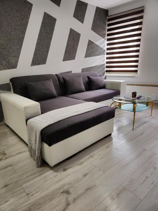 Apartment Aria Vinkovce Kültér fotó